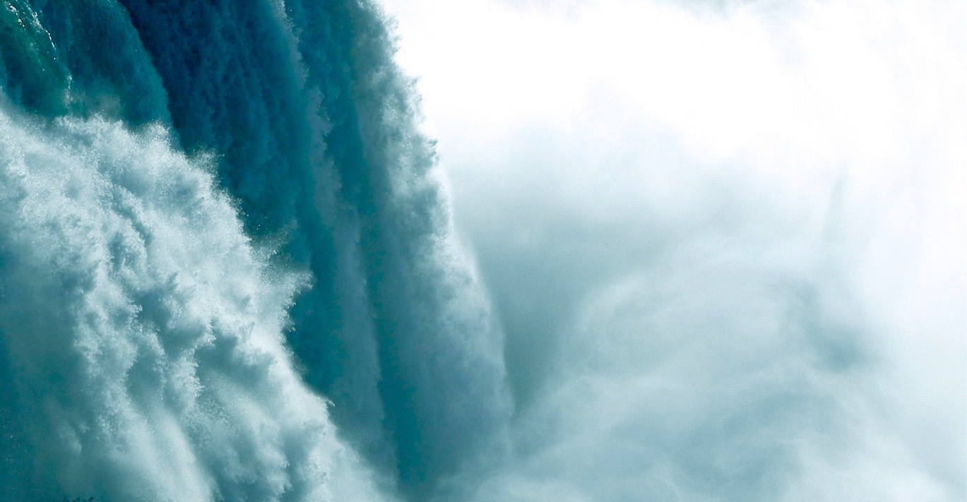 Niagara falls water