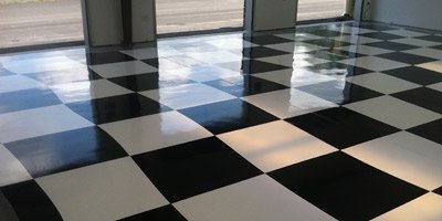 Black & White Checkered Garage, Kitchen