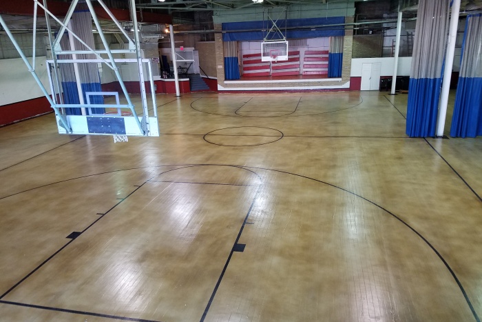 Epoxy Floors in White Sox Team Colors at Chicago Sports Depot - Concrete  Decor