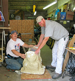 Ornamental Casting: Splitting the two halves of the mold.